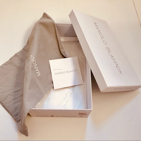 Manolo Blahnik pumps - Picture 7 of 9